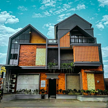 Mantra House Hotel จิมบาราน ภายนอก รูปภาพ