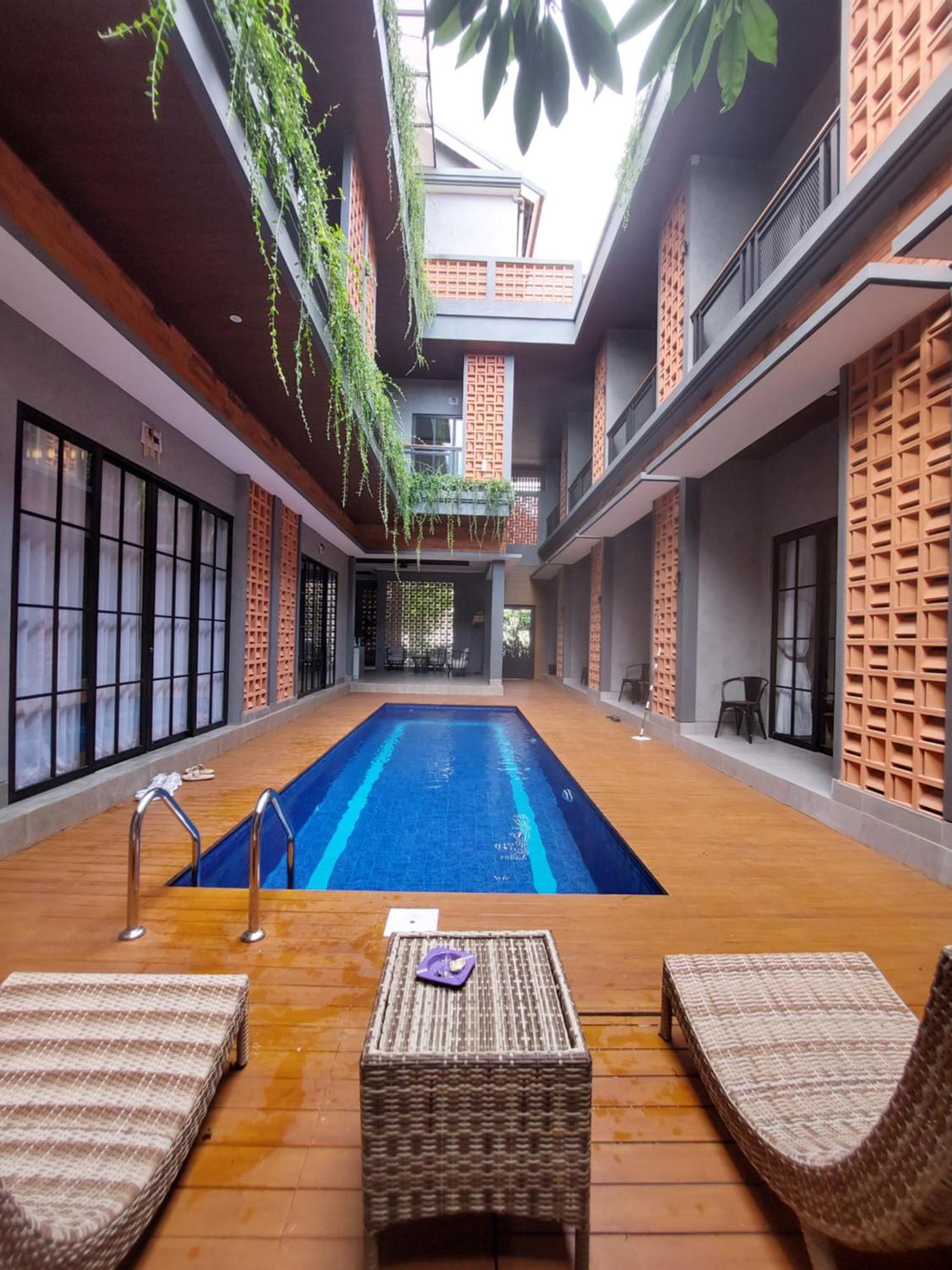 Mantra House Hotel จิมบาราน ภายนอก รูปภาพ